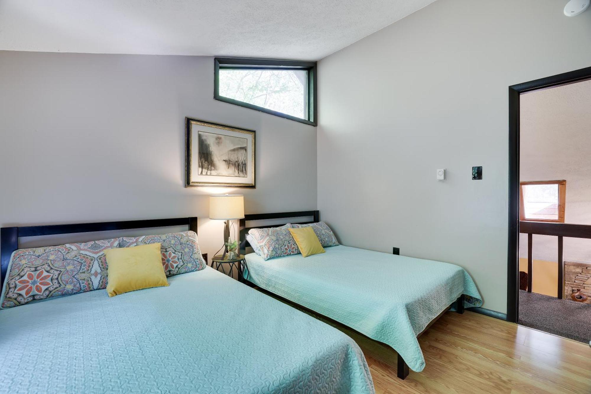 Tobyhanna Chalet Renovated Near Casino, Camelback , Kalahari 4Bdrms Firepit Hot Tub Game Room מראה חיצוני תמונה