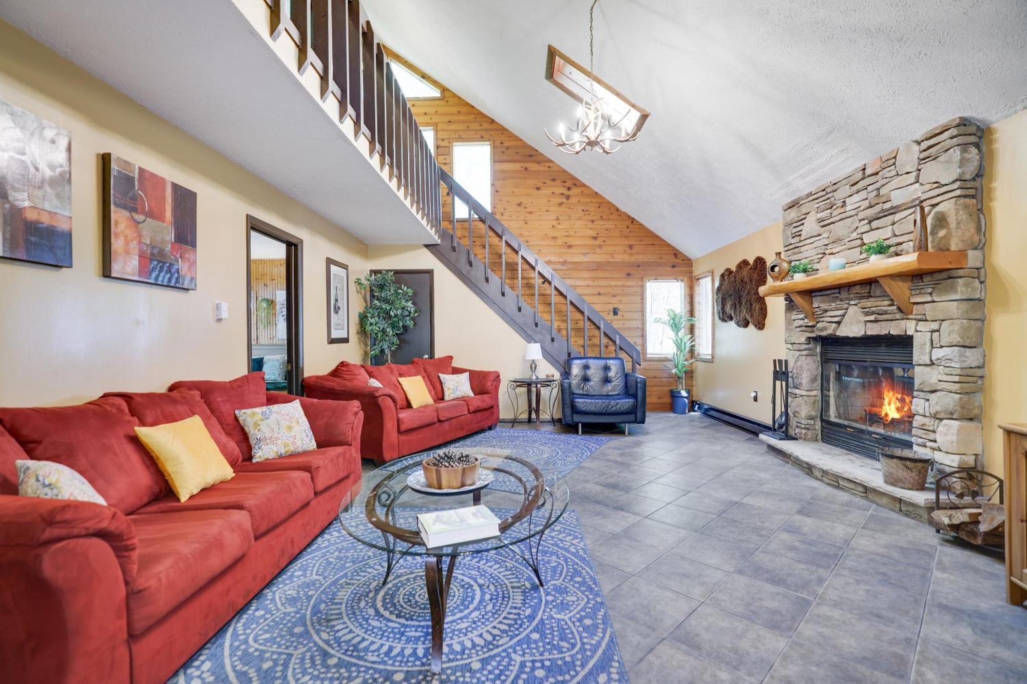 Tobyhanna Chalet Renovated Near Casino, Camelback , Kalahari 4Bdrms Firepit Hot Tub Game Room מראה חיצוני תמונה