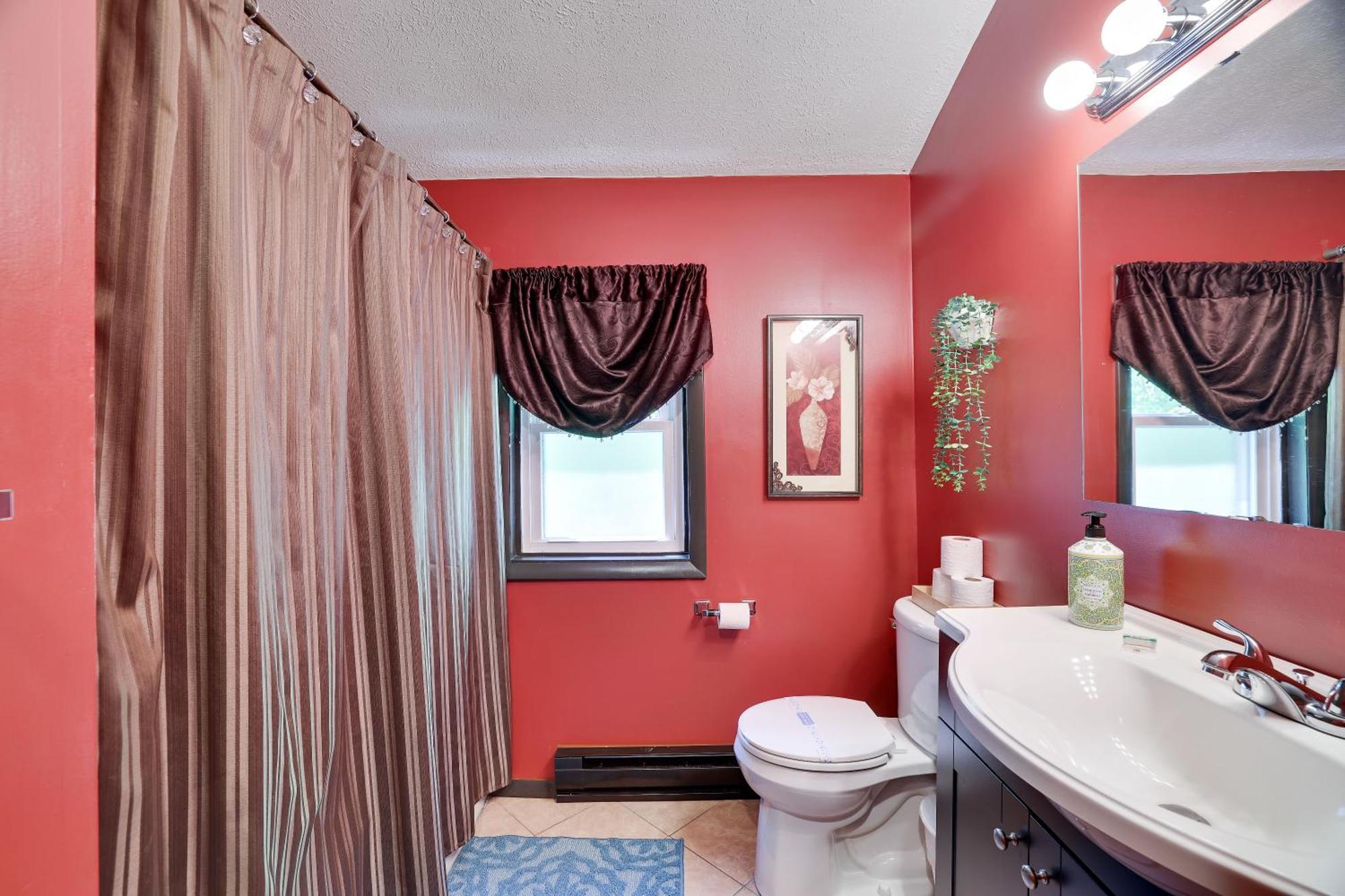 Tobyhanna Chalet Renovated Near Casino, Camelback , Kalahari 4Bdrms Firepit Hot Tub Game Room מראה חיצוני תמונה