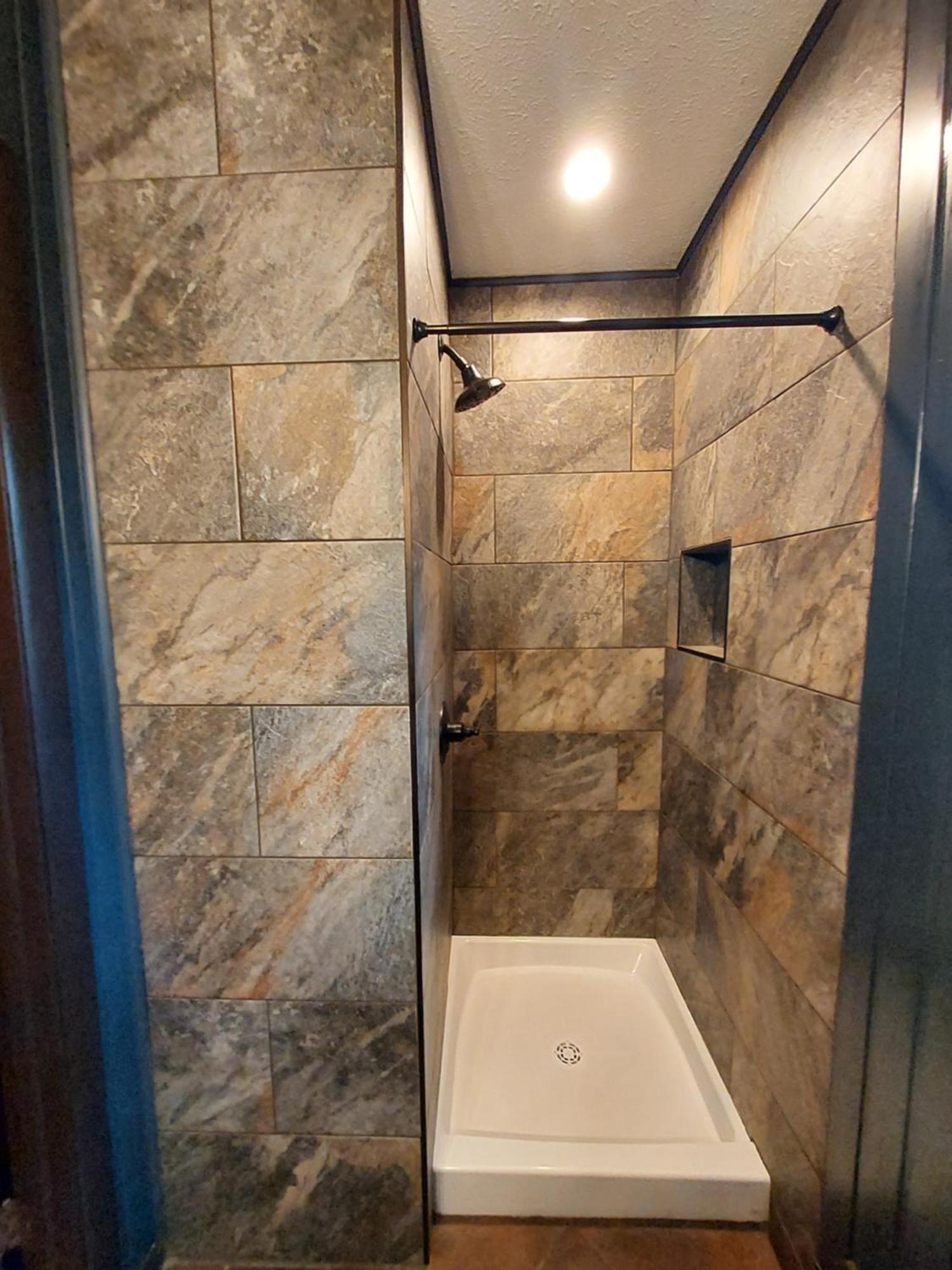 Tobyhanna Chalet Renovated Near Casino, Camelback , Kalahari 4Bdrms Firepit Hot Tub Game Room מראה חיצוני תמונה